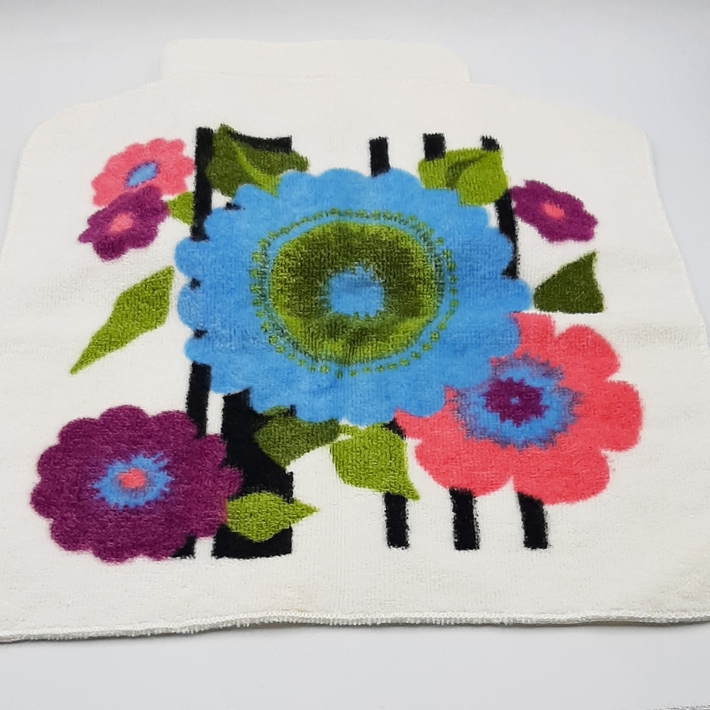 Vintage NEW Caldwell Floral Bright Face Clothes Pair Cotton Made in Canada